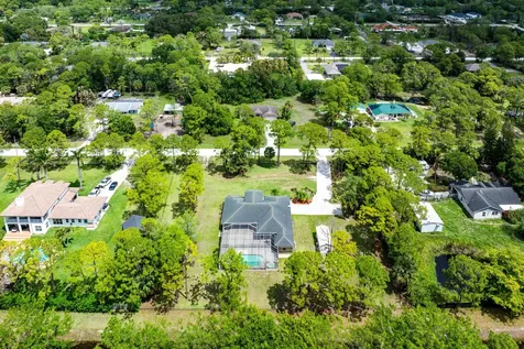 16304 68th Street N Loxahatchee FL 33470