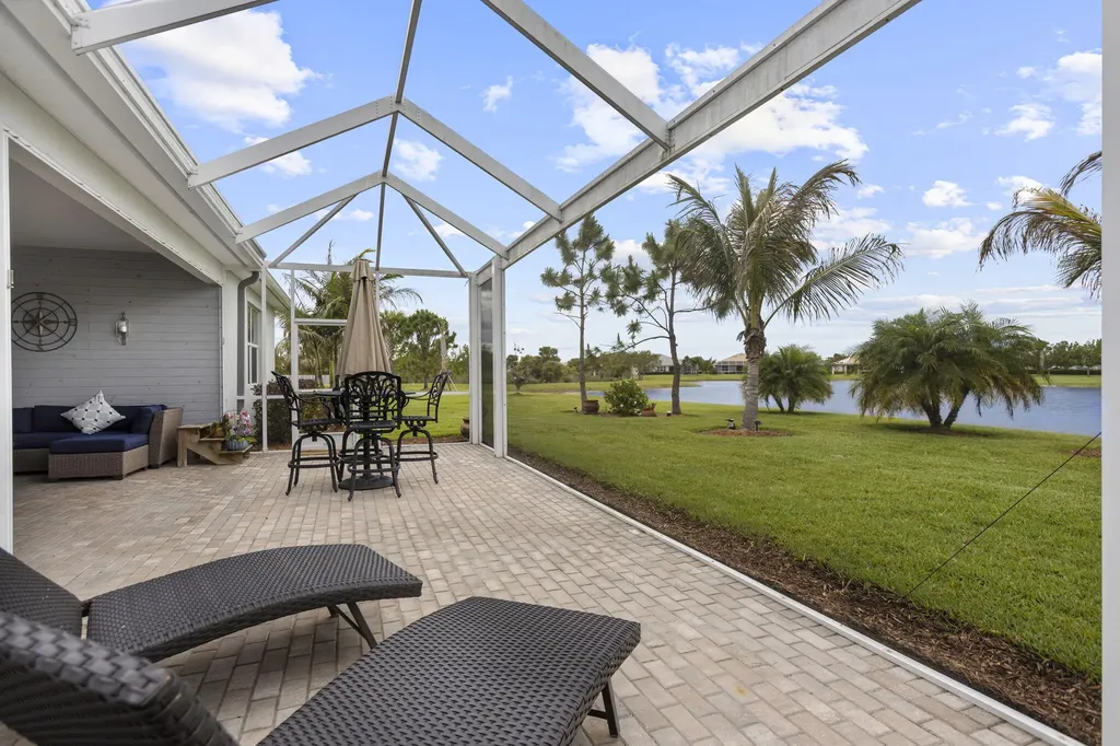 9271 Sinoper Lane Port St Lucie FL 34987