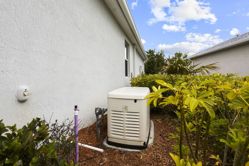 9271 Sinoper Lane Port St Lucie FL 34987