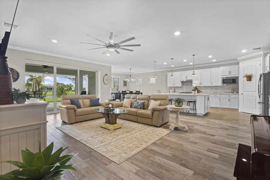 9271 Sinoper Lane Port St Lucie FL 34987