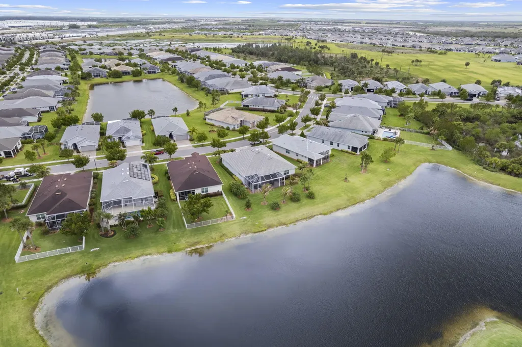 9271 Sinoper Lane Port St Lucie FL 34987