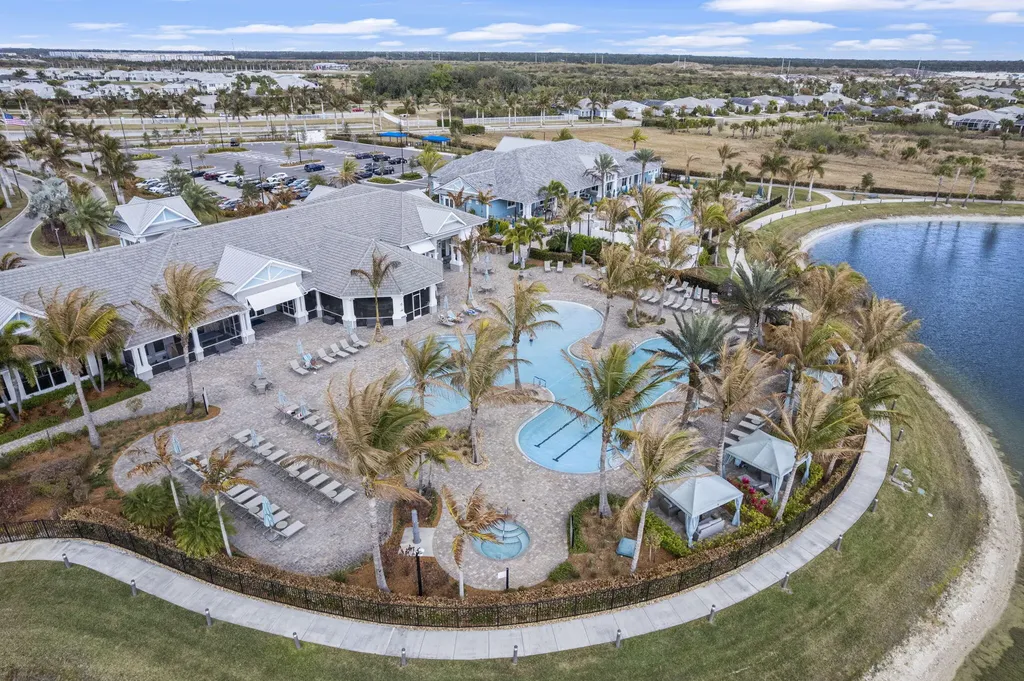 9271 Sinoper Lane Port St Lucie FL 34987