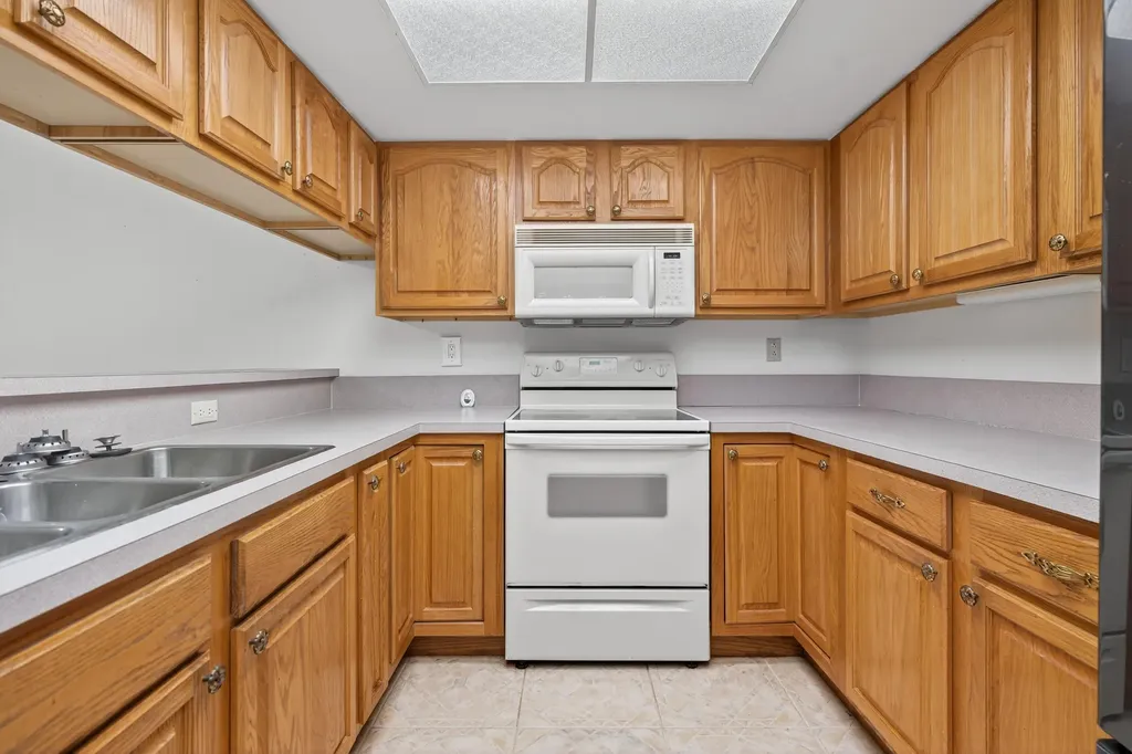17145 Bay Street Jupiter FL 33477