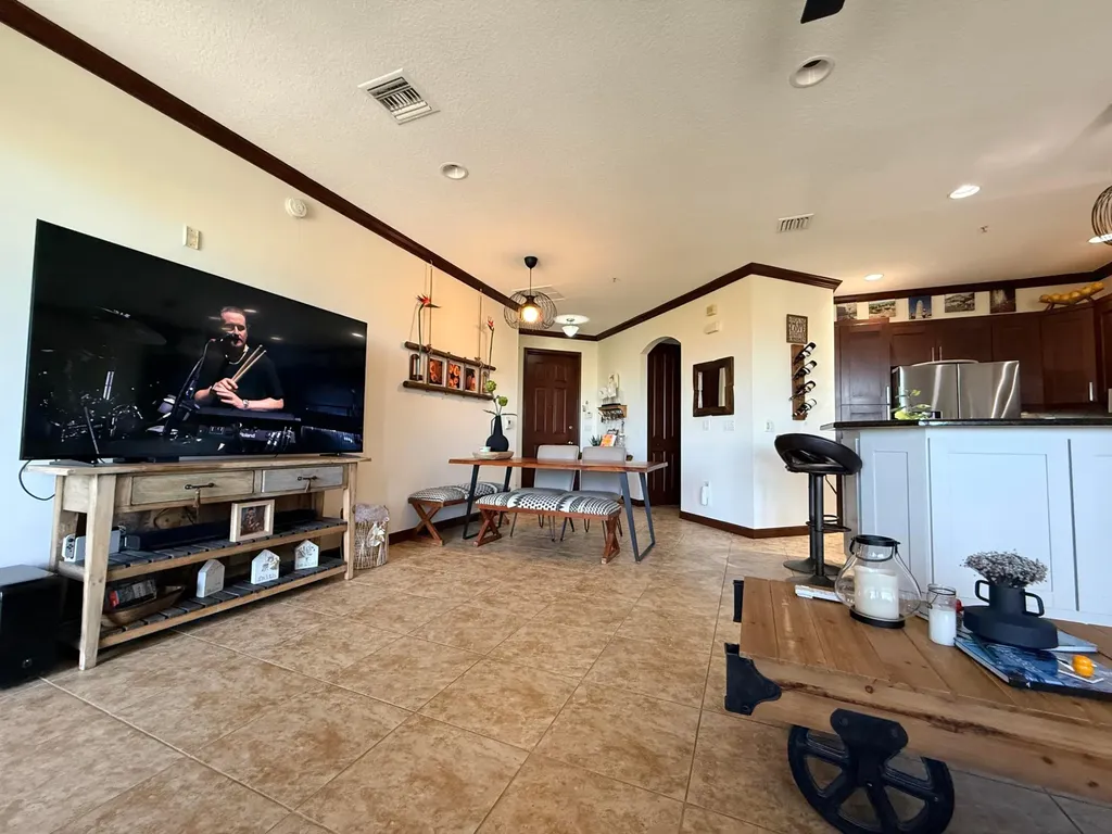 3055 NW 126th Avenue Sunrise FL 33323