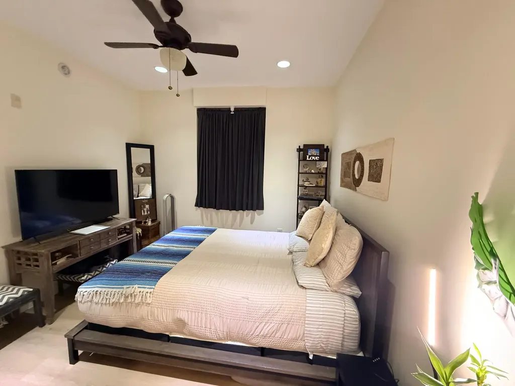 3055 NW 126th Avenue Sunrise FL 33323