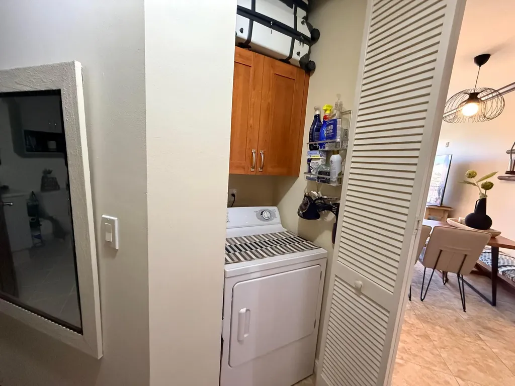 3055 NW 126th Avenue Sunrise FL 33323