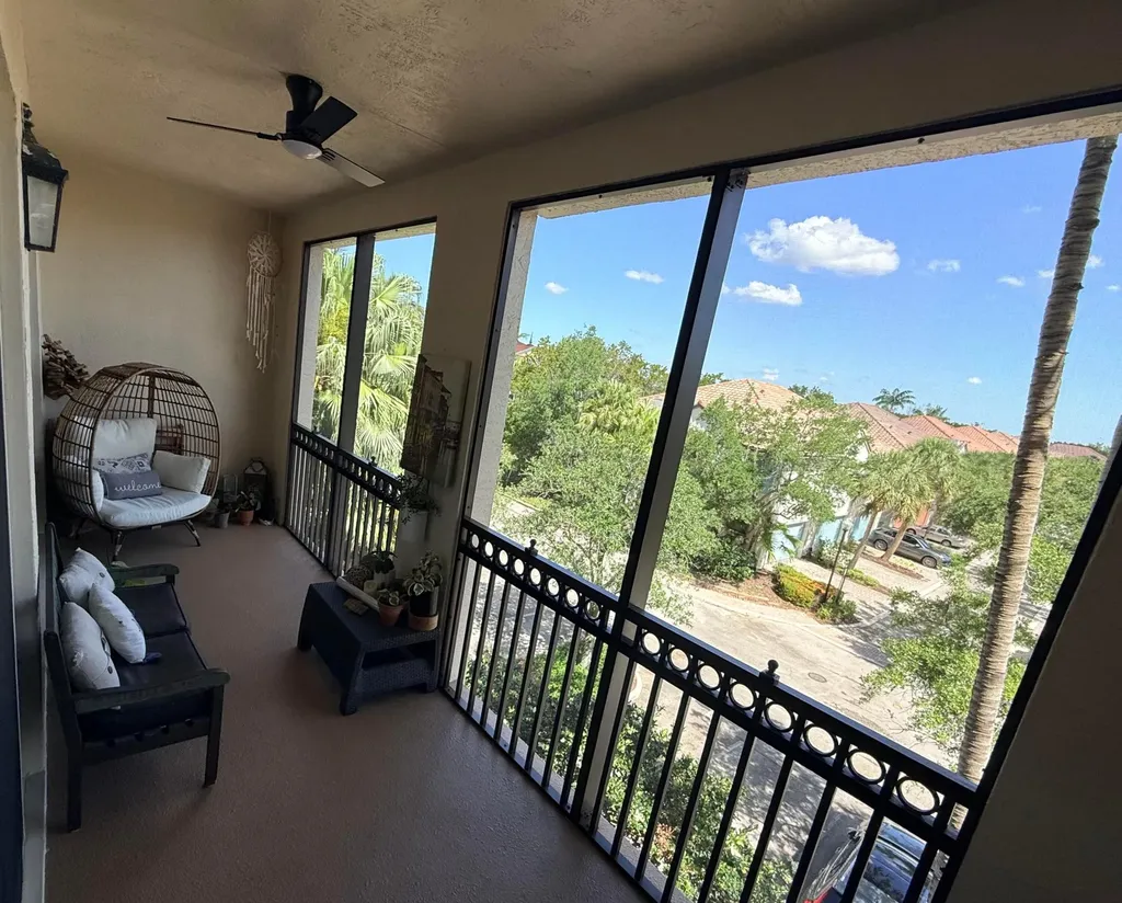 3055 NW 126th Avenue Sunrise FL 33323