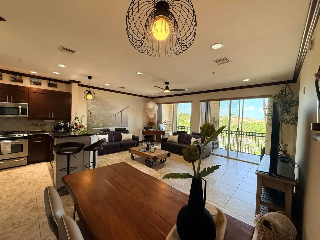 3055 NW 126th Avenue Sunrise FL 33323