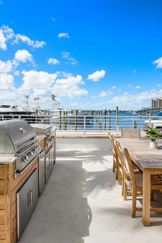 180 Lake Drive Palm Beach Shores FL 33404