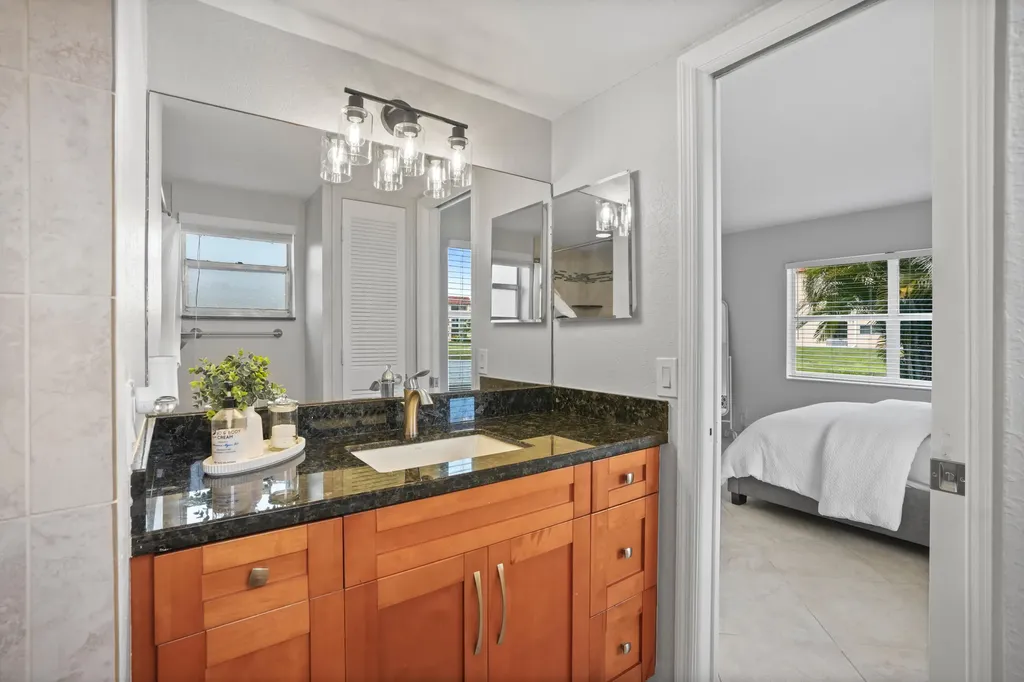 2781 N Pine Island Road Sunrise FL 33322