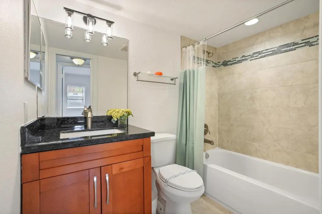 2781 N Pine Island Road Sunrise FL 33322