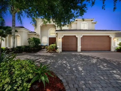 7244 Vía Abruzzi Lake Worth FL 33467