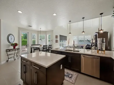 7244 Vía Abruzzi Lake Worth FL 33467