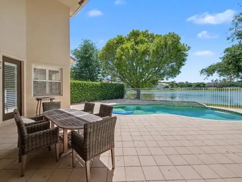 7244 Vía Abruzzi Lake Worth FL 33467