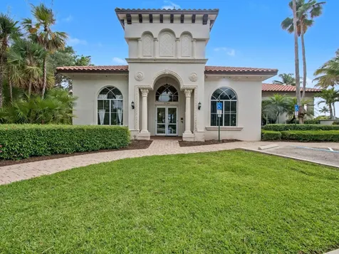 7244 Vía Abruzzi Lake Worth FL 33467