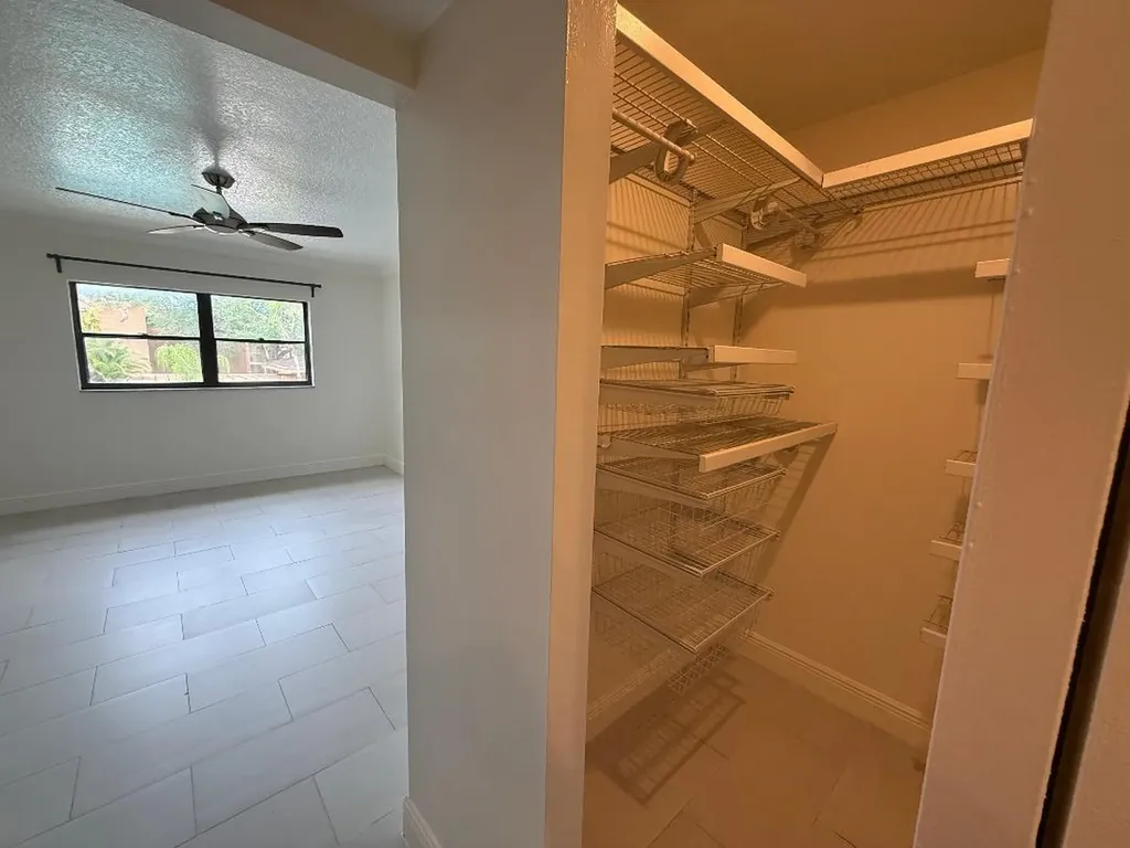 8901 N New River Canal Road Plantation FL 33324