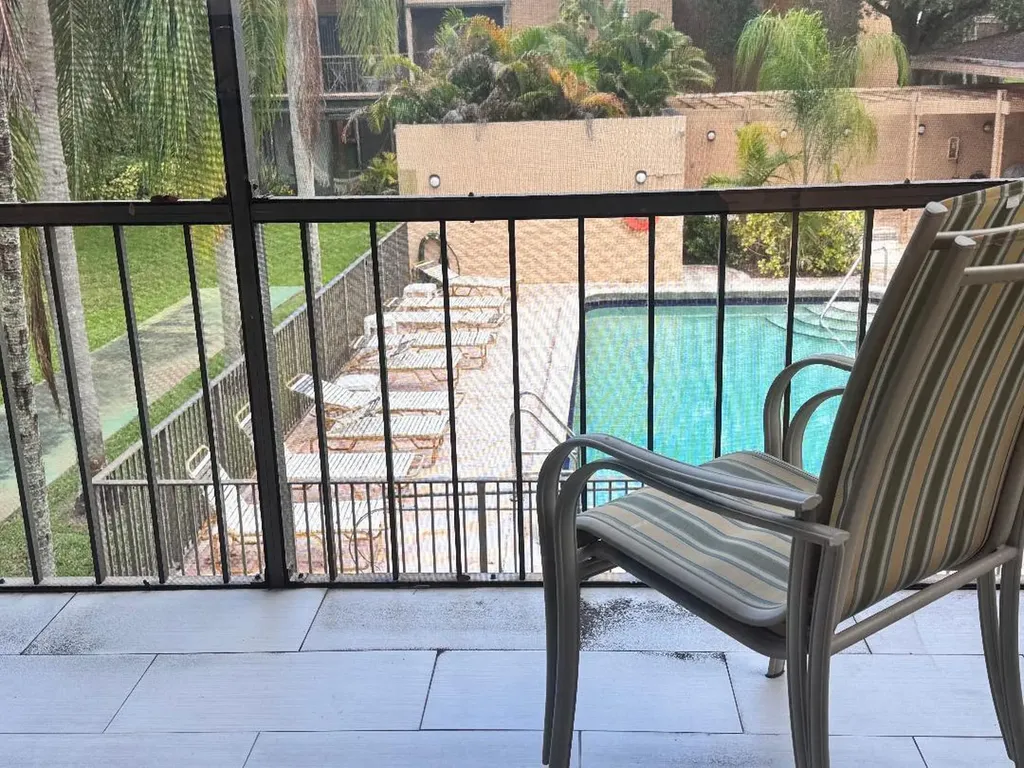 8901 N New River Canal Road Plantation FL 33324