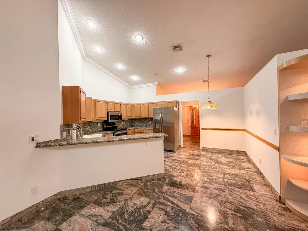 3104 Peachtree Circle Davie FL 33328