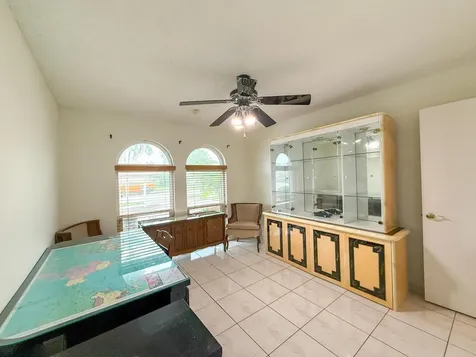 3104 Peachtree Circle Davie FL 33328