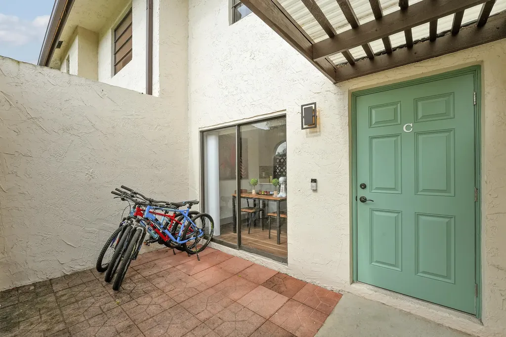 21691 Cypress Road Boca Raton FL 33433