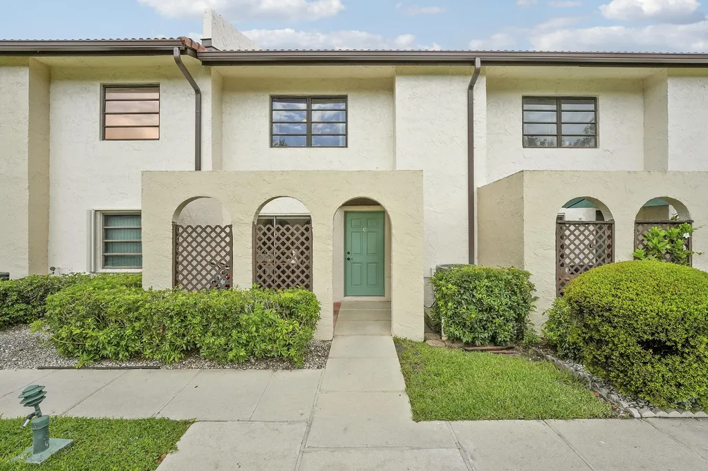 21691 Cypress Road Boca Raton FL 33433