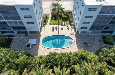 700 NE 14th Avenue NE Hallandale Beach FL 33009