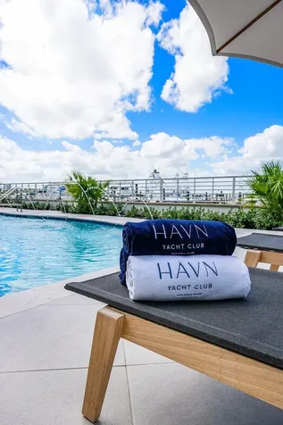 180 Lake Drive Palm Beach Shores FL 33404