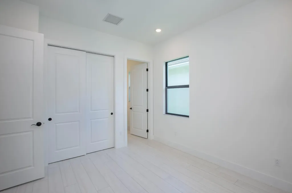 5576 Captiva Lane The Acreage FL 33470