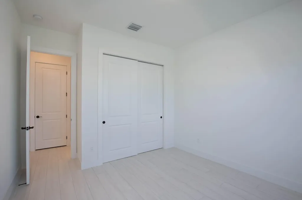 5576 Captiva Lane The Acreage FL 33470