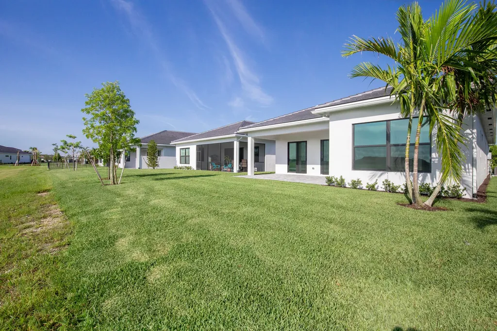 5576 Captiva Lane The Acreage FL 33470