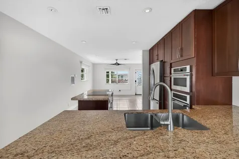4579 NW 17th Terrace Tamarac FL 33309
