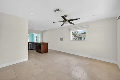 4579 NW 17th Terrace Tamarac FL 33309