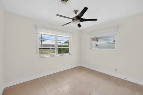 4579 NW 17th Terrace Tamarac FL 33309