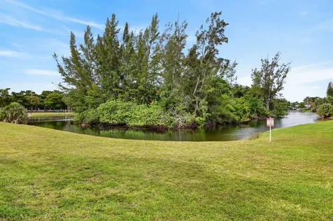 4579 NW 17th Terrace Tamarac FL 33309