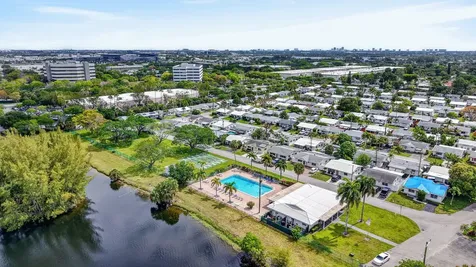 4579 NW 17th Terrace Tamarac FL 33309