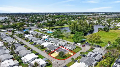 4579 NW 17th Terrace Tamarac FL 33309