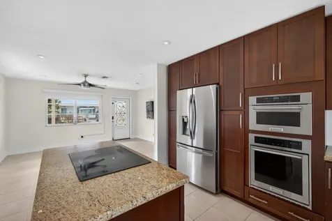 4579 NW 17th Terrace Tamarac FL 33309