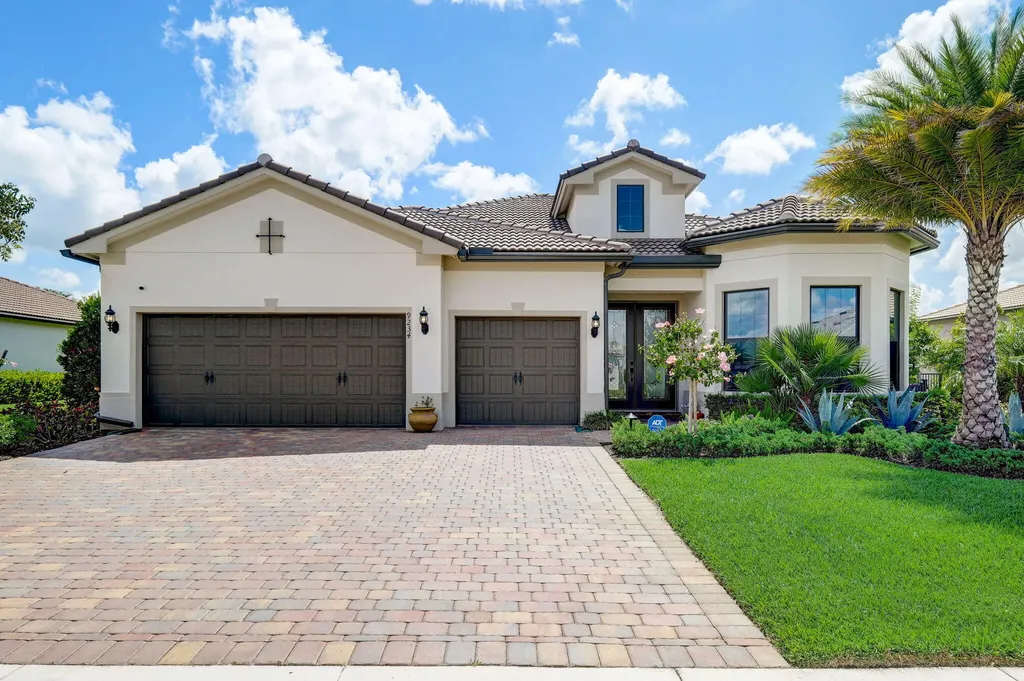 9234 Balsamo Drive Palm Beach Gardens FL 33412