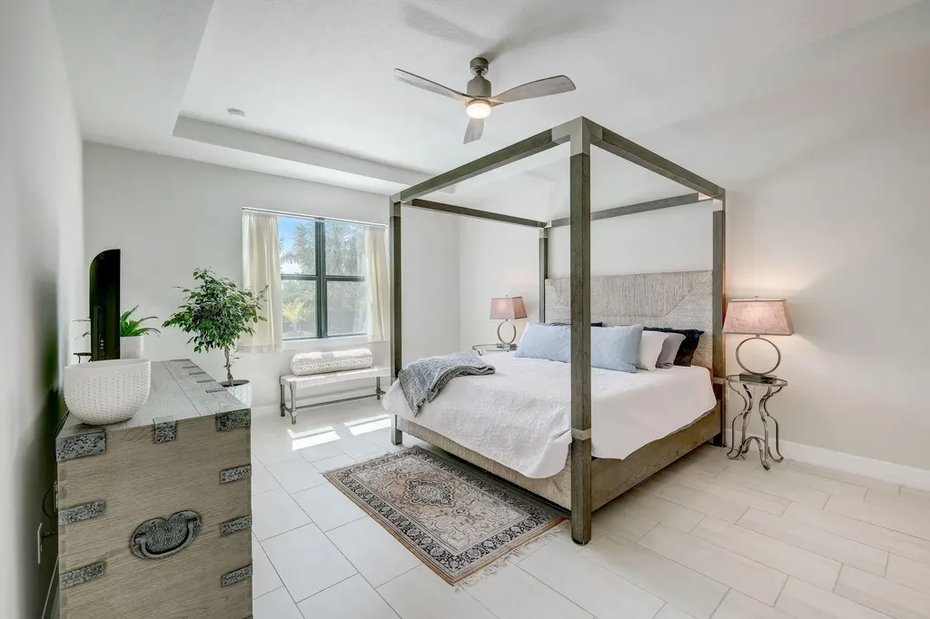 9234 Balsamo Drive Palm Beach Gardens FL 33412