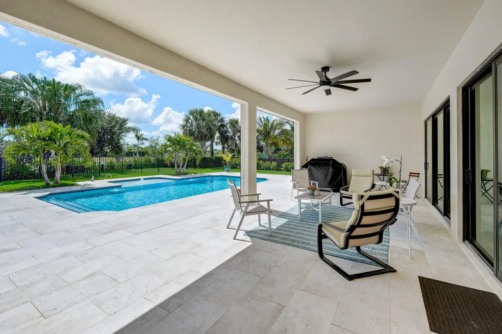 9234 Balsamo Drive Palm Beach Gardens FL 33412