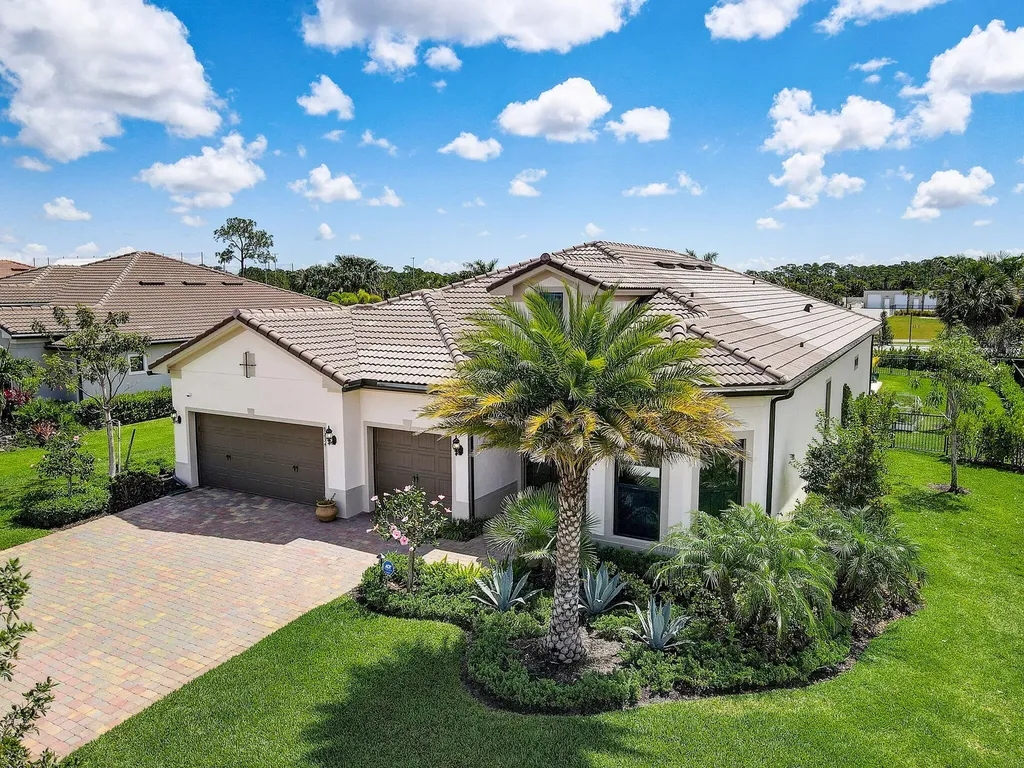 9234 Balsamo Drive Palm Beach Gardens FL 33412