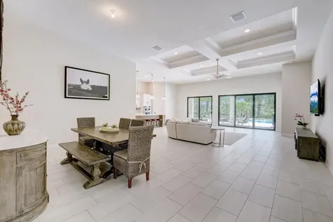 9234 Balsamo Drive Palm Beach Gardens FL 33412