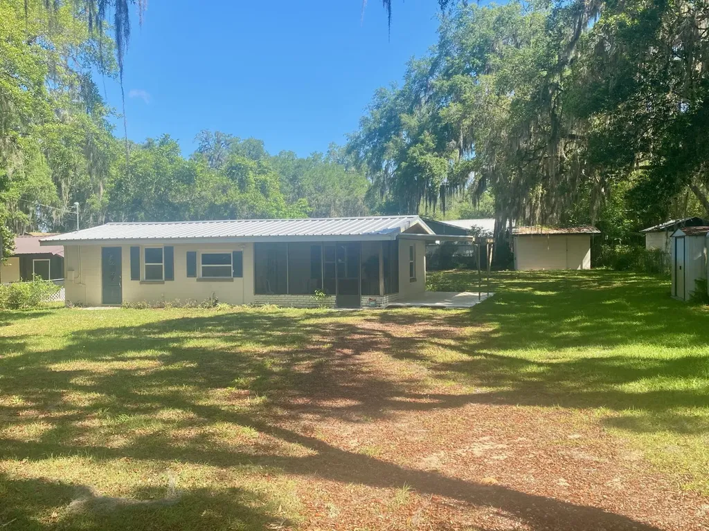 24961 NE 146th Lane Fort Mccoy FL 32134