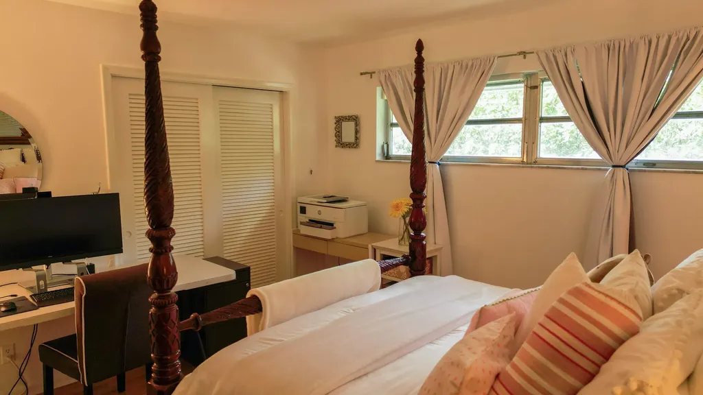 10124 Seagrape Way Palm Beach Gardens FL 33418