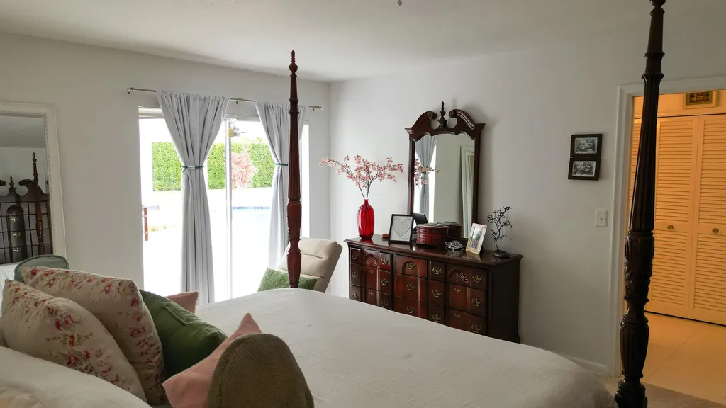 10124 Seagrape Way Palm Beach Gardens FL 33418