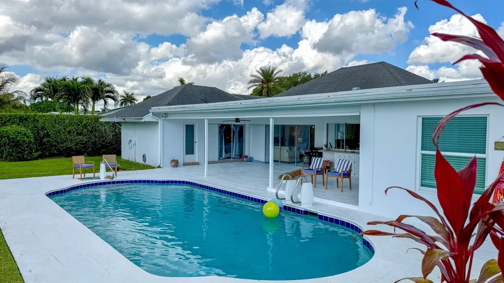 10124 Seagrape Way Palm Beach Gardens FL 33418