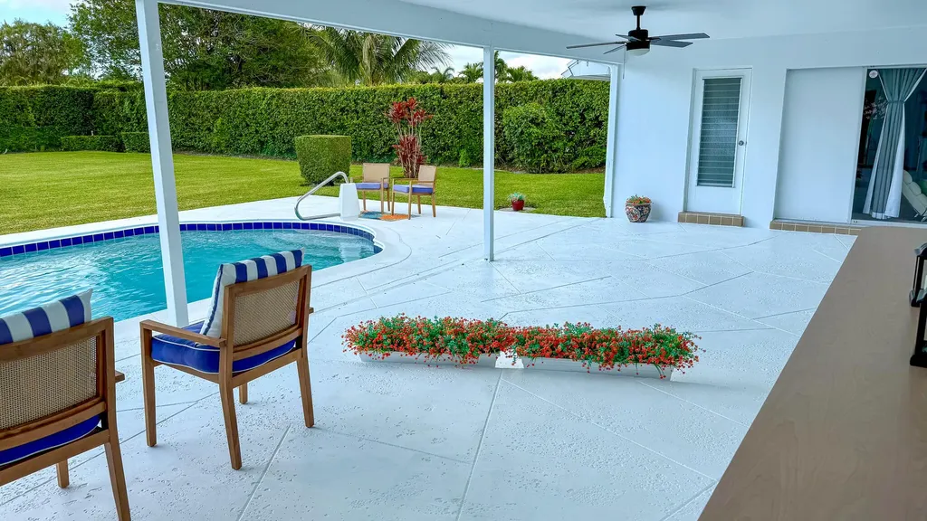 10124 Seagrape Way Palm Beach Gardens FL 33418