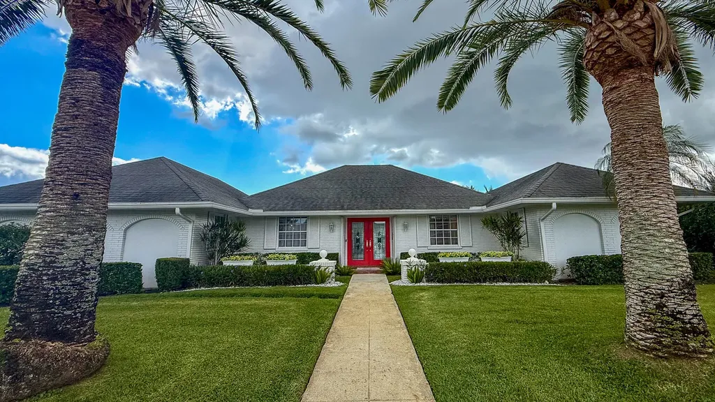 10124 Seagrape Way Palm Beach Gardens FL 33418