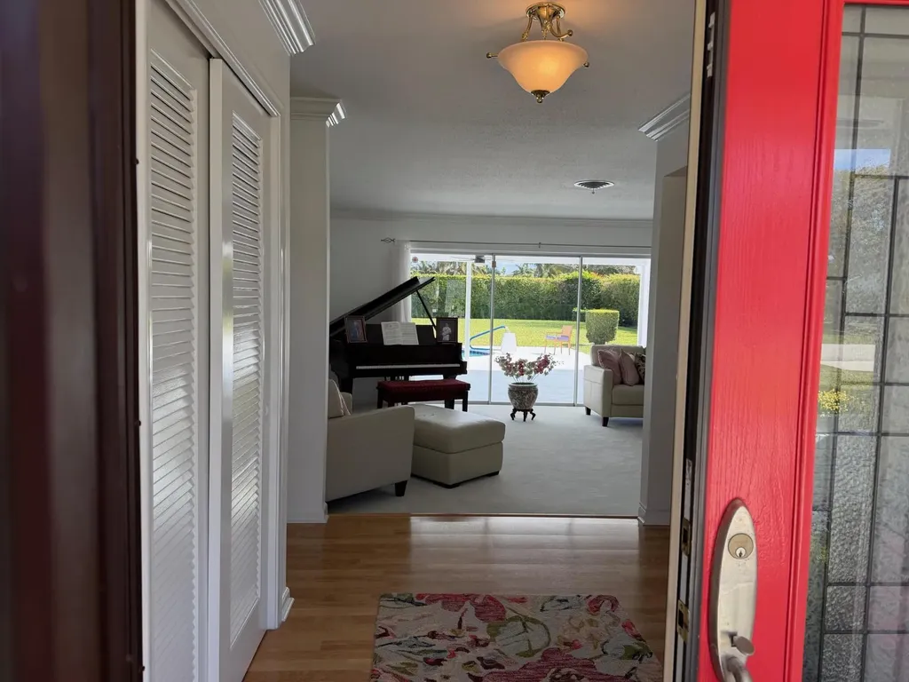 10124 Seagrape Way Palm Beach Gardens FL 33418