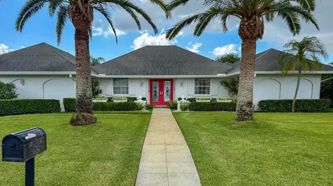 10124 Seagrape Way Palm Beach Gardens FL 33418